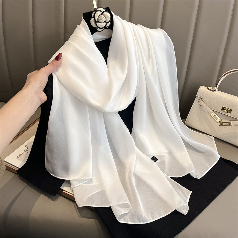 2024 Luxury Brand Spring Large - Scarf Silk Square 评论和价格